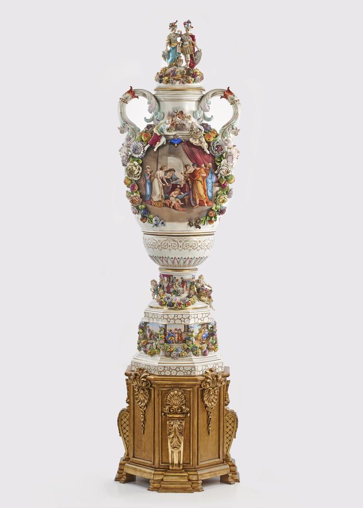 Jarrón de la manufactura Carl Thieme de Potschappel, Dresde [Vase from the Manufacture Carl Thierne, Potschappel, Dresden]