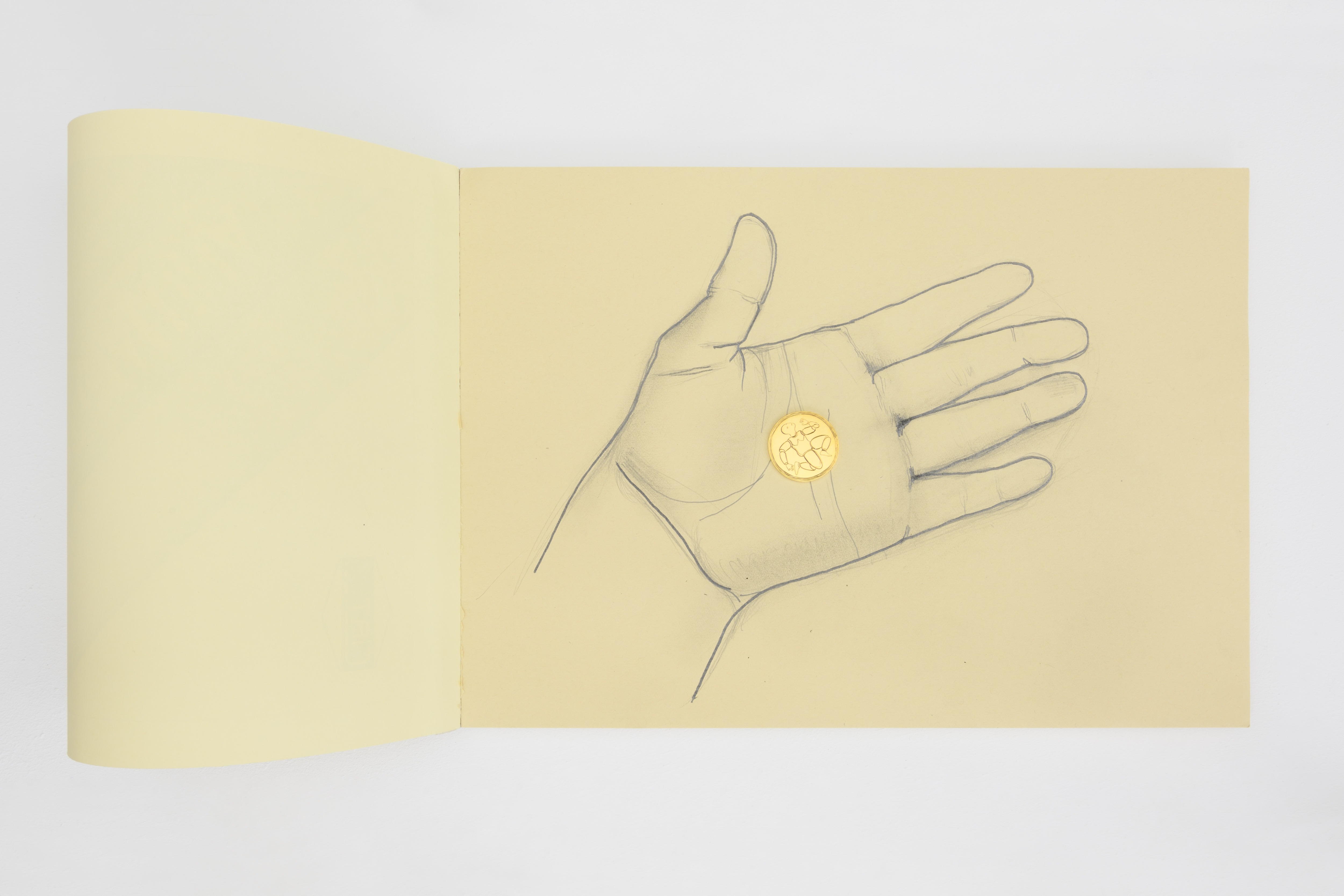 Dismembered (hand with coin)