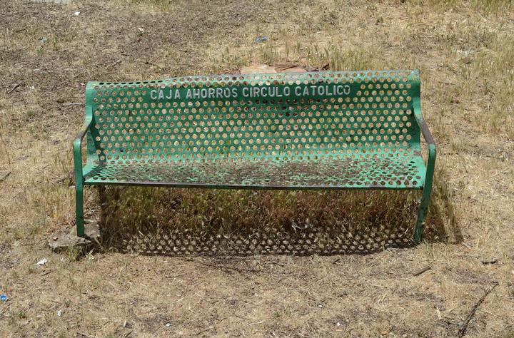 Banco [Bench/Bank]