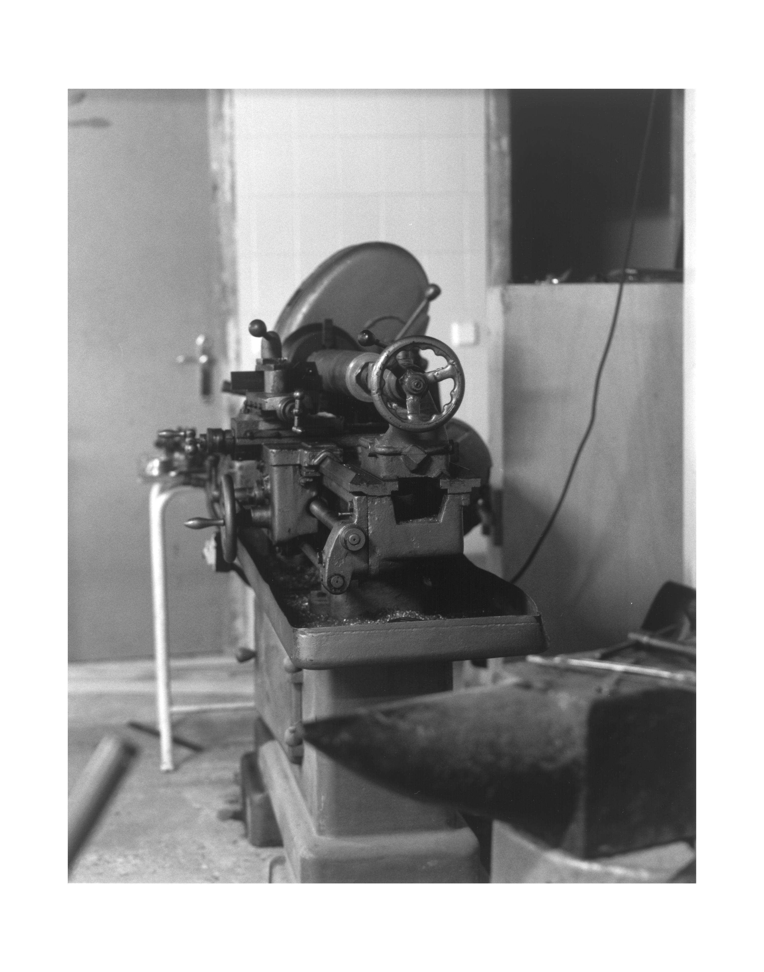 Torno, taller de Enric Seritjol, Projecte Phoenix, Riera de Gaià, 6 octubre, 2007 [Lathe at Enric Seritjol's Workshop, Projecte Phoenix, Riera de Gaià, 6 October 2007]