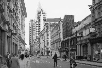 1 Lime St. (Lloyd’s Building, Richard Rogers, 1986) seen from Leadenhall St.