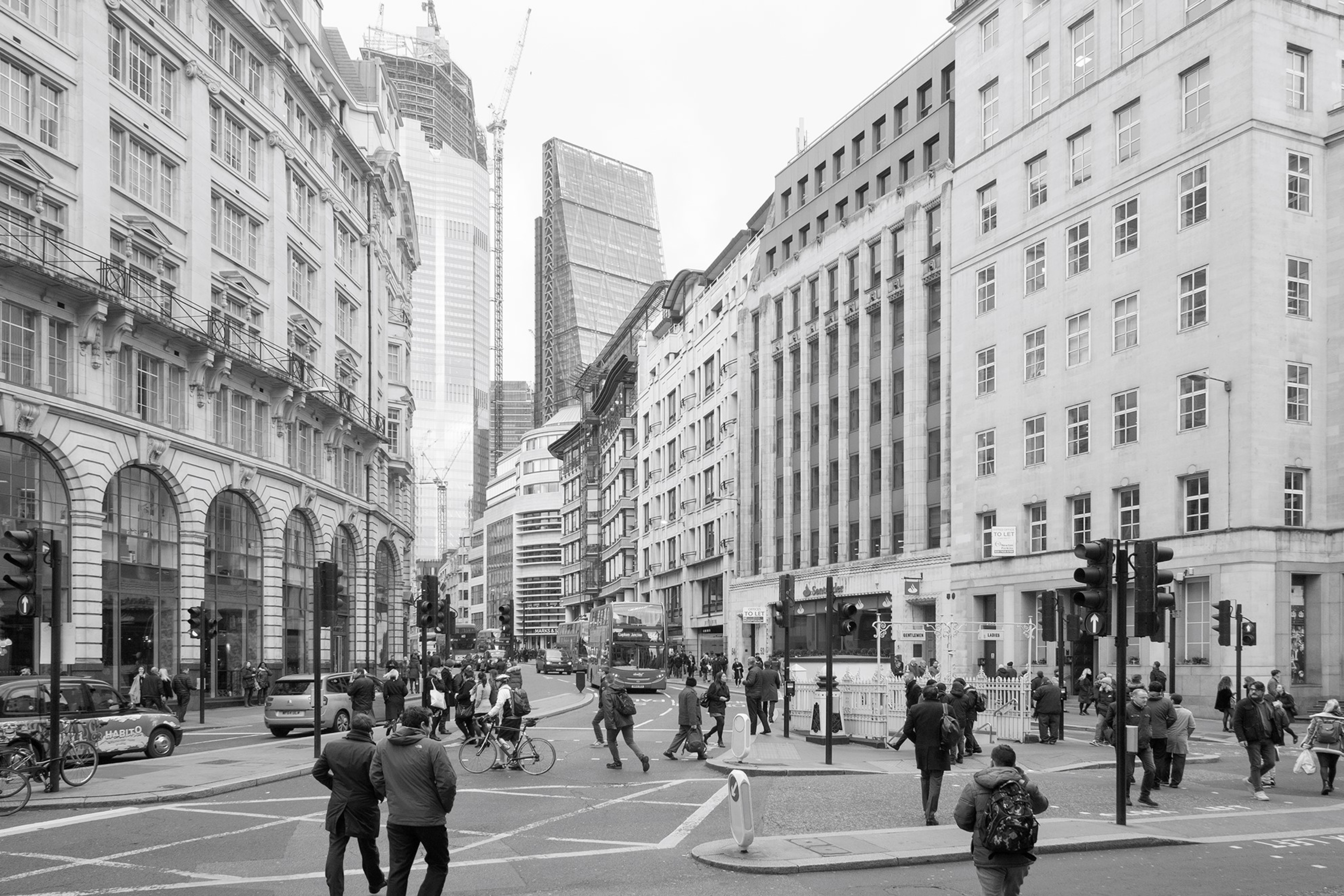 The A10 Road stretch from Gracechurch St. with Eastcheap to Bishopsgate