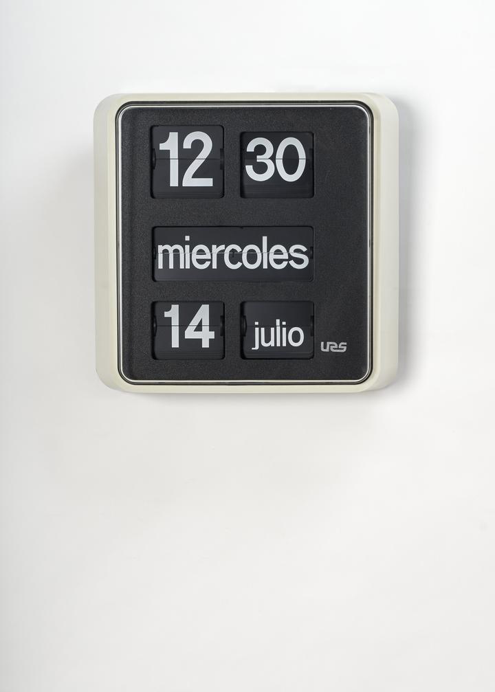Reloj de pared y de sobremesa de paletas