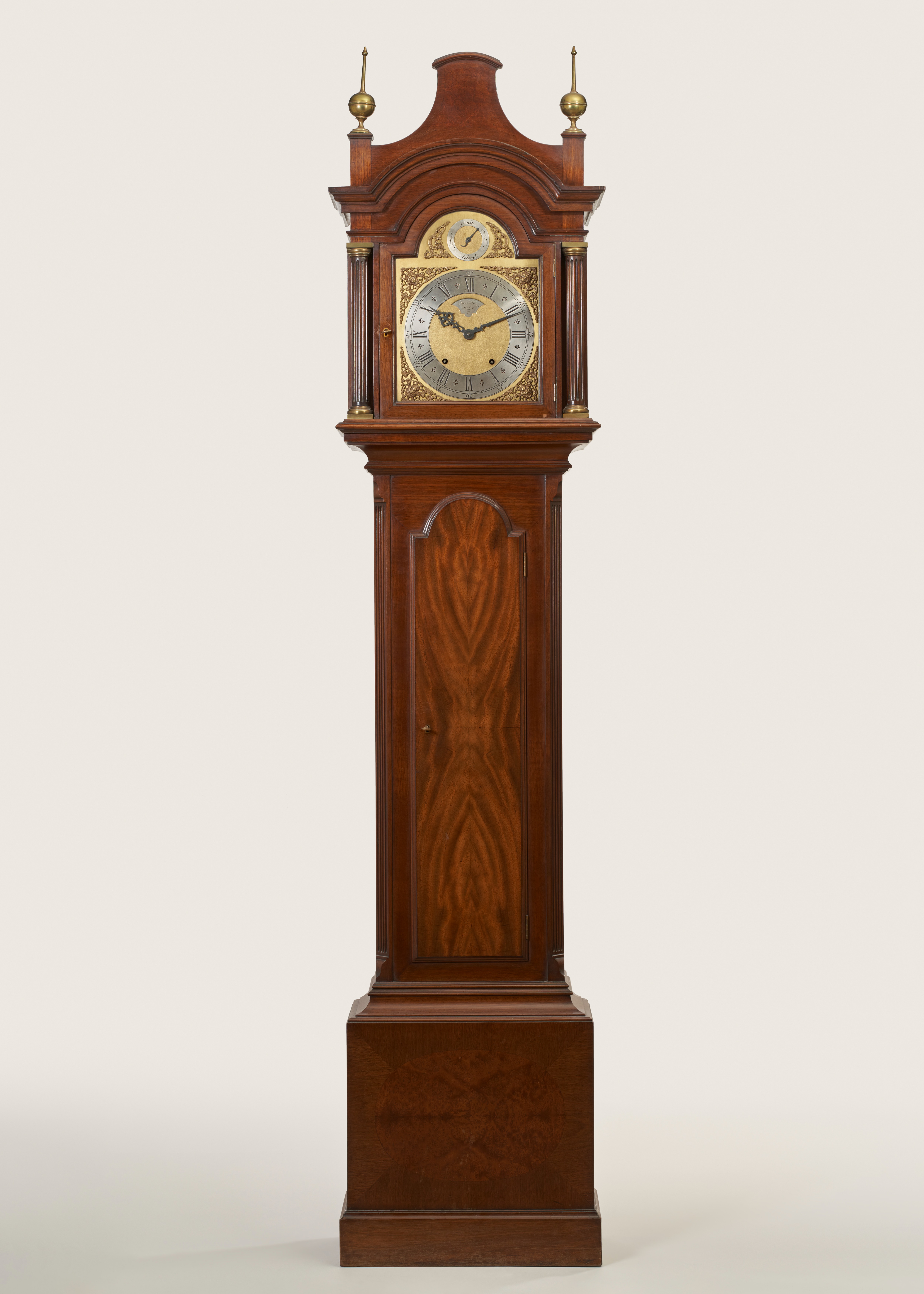 Reloj de caja alta [Longcase clock]