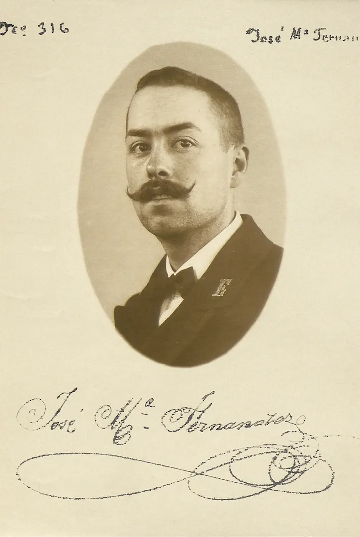 José María Fernández Sánchez. Auxiliar de la Caja de Efectos. Sede de Madrid. Entre 1905 y 1907. Fotógrafo (probable): José Irigoyen Zabaleta. Positivo. Plata en gelatina. N.º inv. 4167.