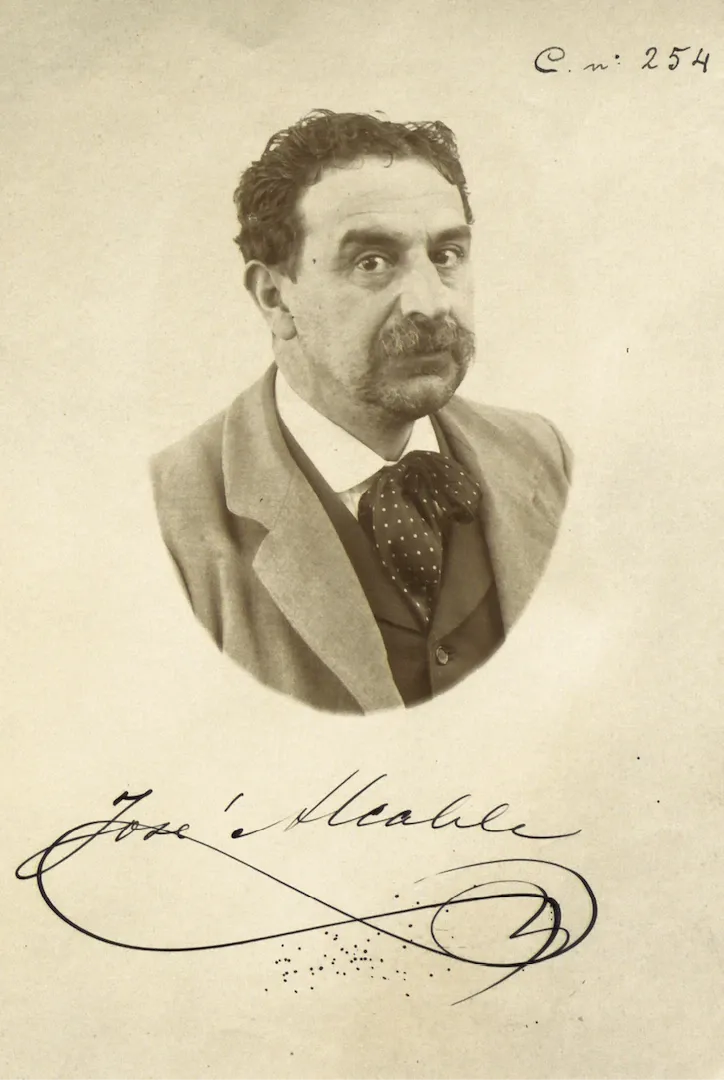 José Alcalde Brihuega. Auxiliar de la Caja de Efectivo. Sede de Madrid. Entre 1905 y 1907. Fotógrafo (probable): José Irigoyen Zabaleta. Positivo. Plata en gelatina. N.º inv. 6087.